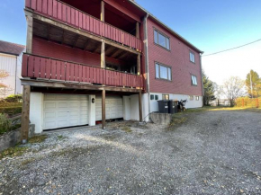 Arctic Paradise - 4 Bedroom Apartment in Tromso